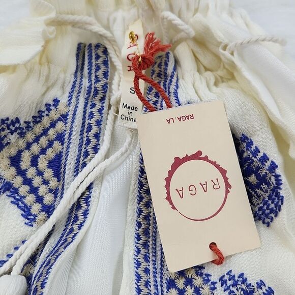 ANTHROPOLOGIE RAGA Mediterranean Breeze White Romper Blue Embroidery NWT - S - Picture 5 of 8